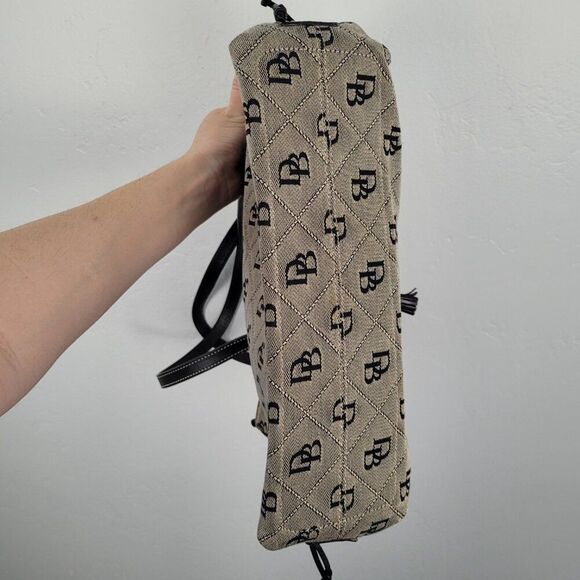 Dooney & Bourke Tassel Tote Shoulder Bag Signature Beige Tan Black - Picture 8 of 15